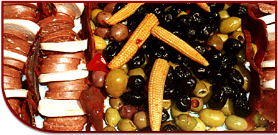 Sucuk, pastirma, salam et olives